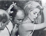 Buñuel instrulja Deneuve-ket A nap szpben, 1967